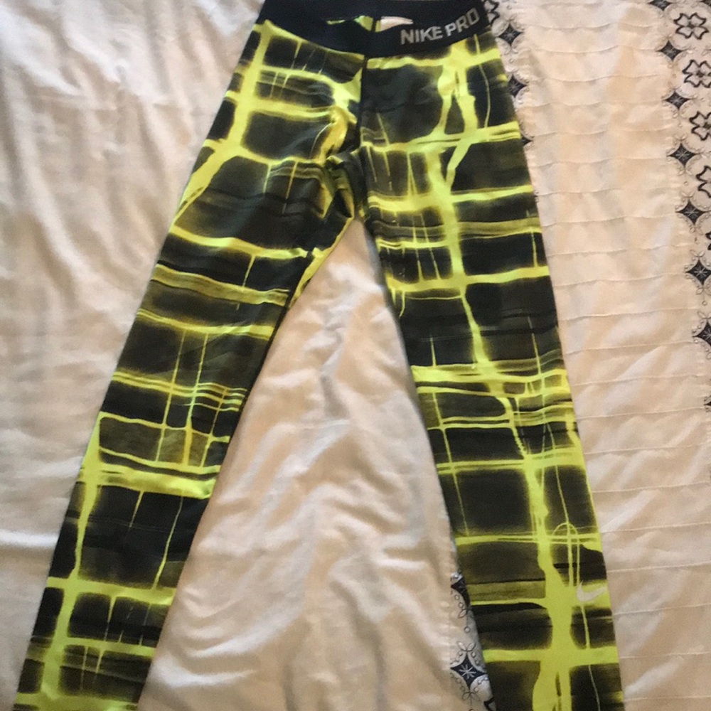 Nike leggings